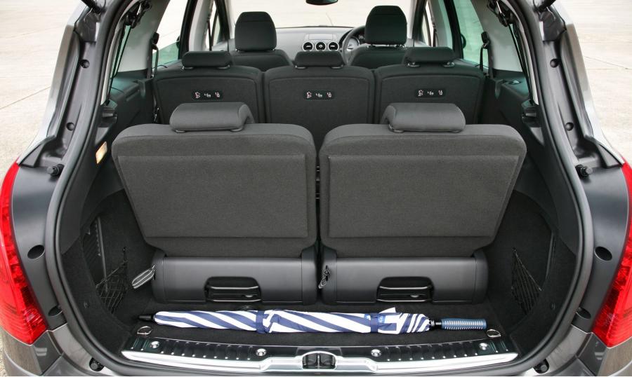  Peugeot 308 SW 2009 года  (фото 4 из 140)